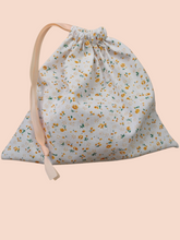 Load image into Gallery viewer, Makeup travel bags