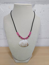 Load image into Gallery viewer, Boho style necklaces