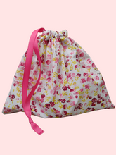 Load image into Gallery viewer, Makeup travel bags

