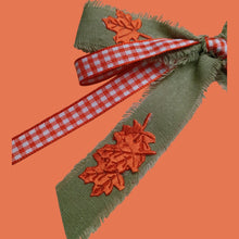 Load image into Gallery viewer, Fall chic bow
