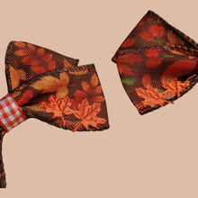 Load image into Gallery viewer, Crunchy Leaf bows
